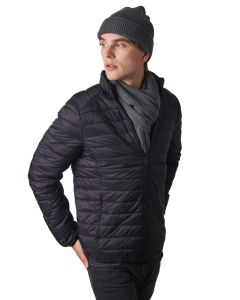 Geribde muts met dubbele omslag